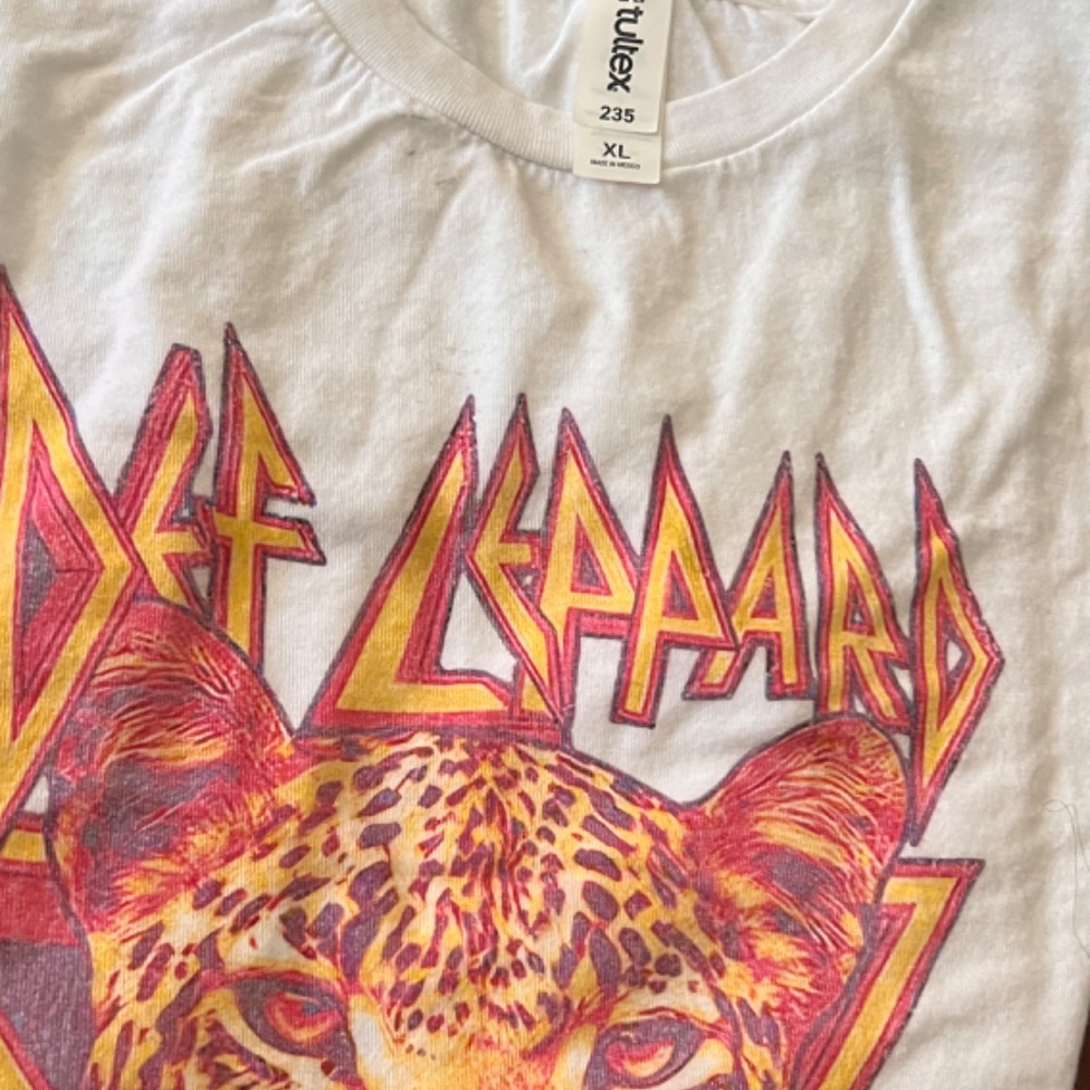 Def Leppard Tee - Picture 2 of 2